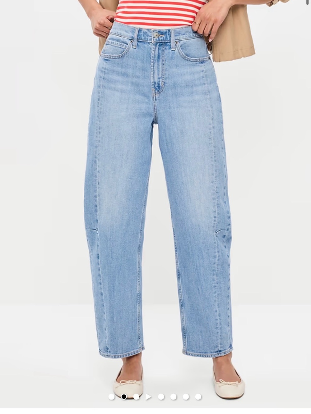 Old Navy Light Blue High-Rise Barrel Women's Jeans